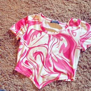 Patterned crop shirt